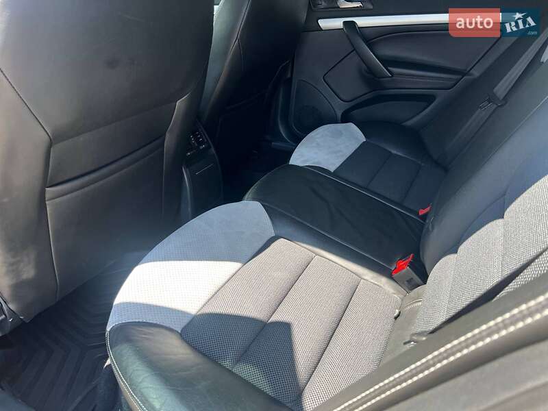 Універсал Skoda Octavia 2009 в Одесі