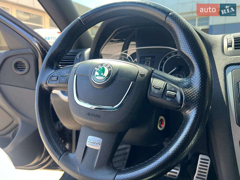 Універсал Skoda Octavia 2009 в Одесі