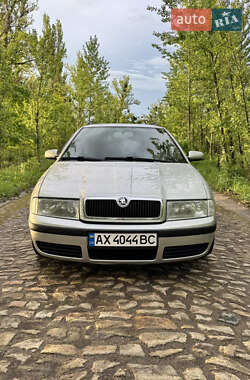 Універсал Skoda Octavia 2006 в Харкові