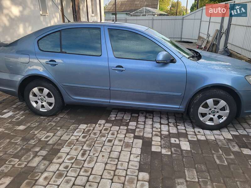 Лифтбек Skoda Octavia 2010 в Хмельницком