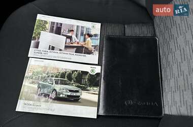 Лифтбек Skoda Octavia 2012 в 