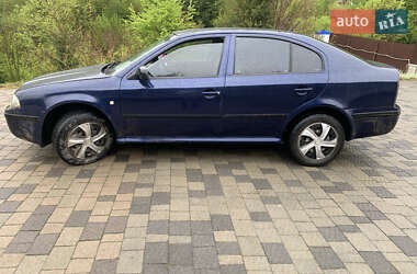 Лифтбек Skoda Octavia 2002 в 