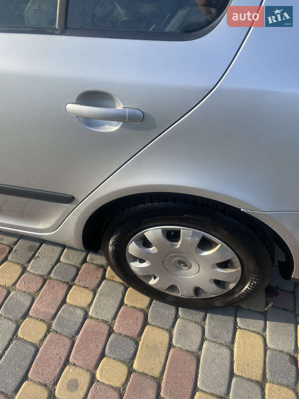 Лифтбек Skoda Octavia 2005 в Львове