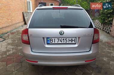 Универсал Skoda Octavia 2010 в 