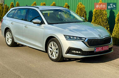 Универсал Skoda Octavia 2021 в 