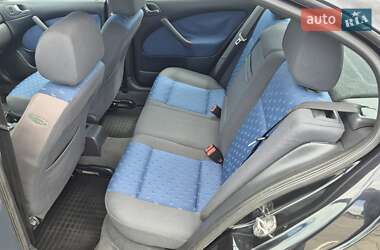 Лифтбек Skoda Octavia 2004 в 