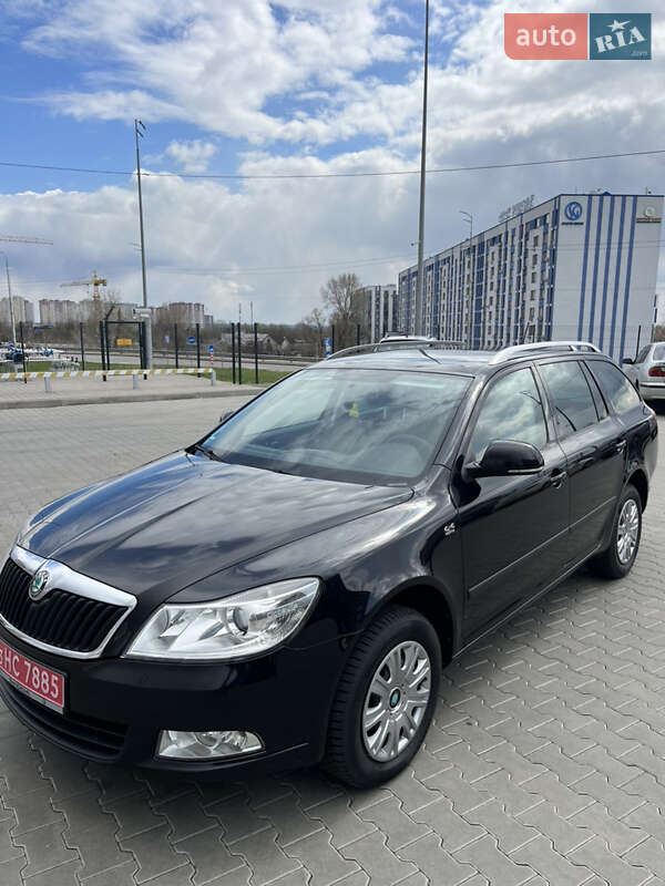 Універсал Skoda Octavia 2011 в Києві