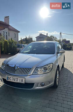 Лифтбек Skoda Octavia 2010 в 