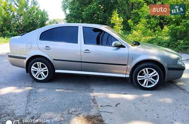 Лифтбек Skoda Octavia 2008 в 