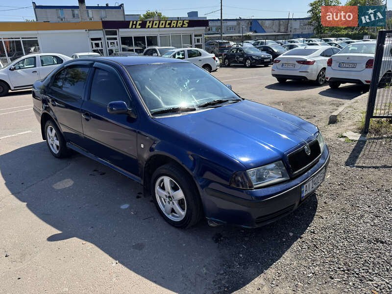 Лифтбек Skoda Octavia 2001 в 