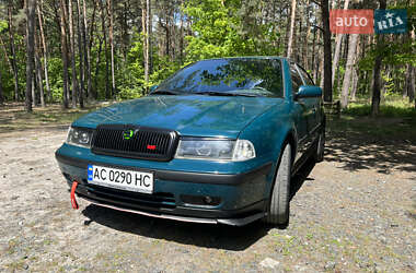 Ліфтбек Skoda Octavia 1998 в Ковелі