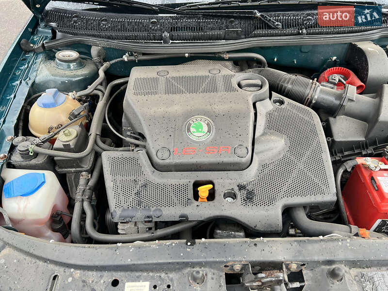 Ліфтбек Skoda Octavia 1998 в Ковелі