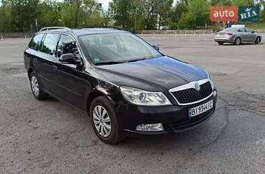 Универсал Skoda Octavia 2011 в 
