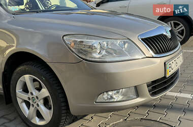 Лифтбек Skoda Octavia 2013 в 
