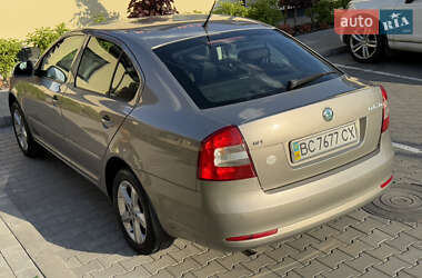 Лифтбек Skoda Octavia 2013 в 