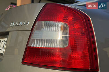 Лифтбек Skoda Octavia 2013 в 