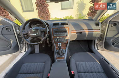 Лифтбек Skoda Octavia 2013 в 