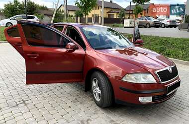 Лифтбек Skoda Octavia 2006 в 