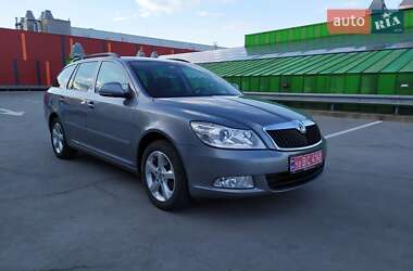 Универсал Skoda Octavia 2012 в 