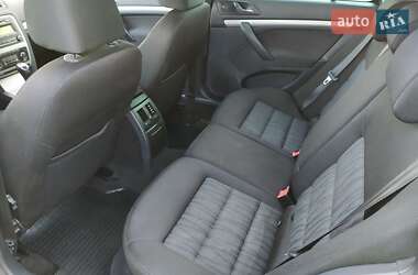 Универсал Skoda Octavia 2012 в 