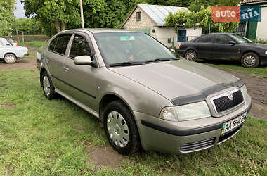 Ліфтбек Skoda Octavia 2001 в 