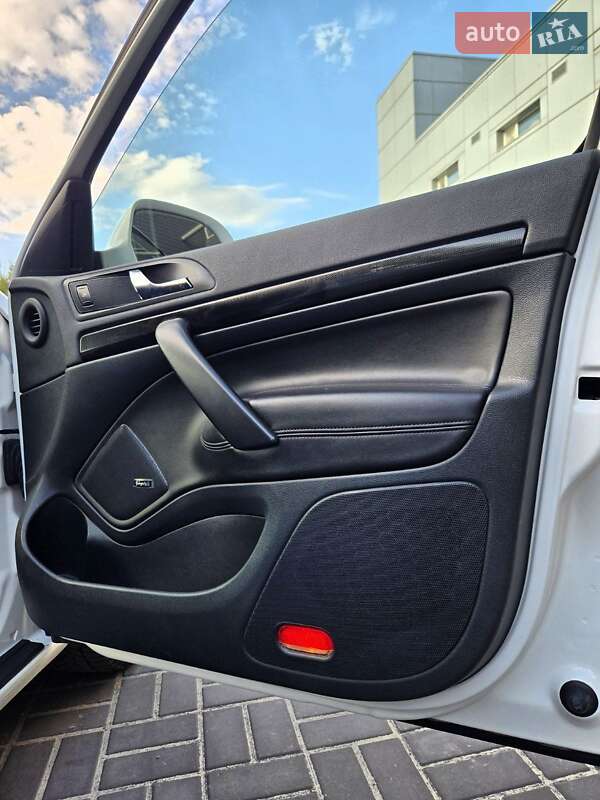 Універсал Skoda Octavia 2012 в Кам'янському