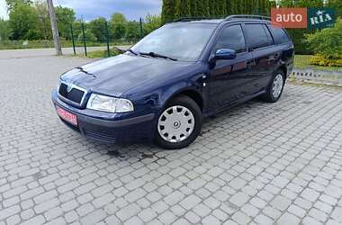 Универсал Skoda Octavia 2003 в Самборе