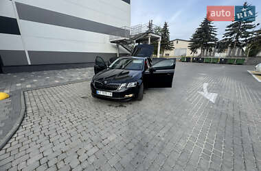 Ліфтбек Skoda Octavia 2018 в 