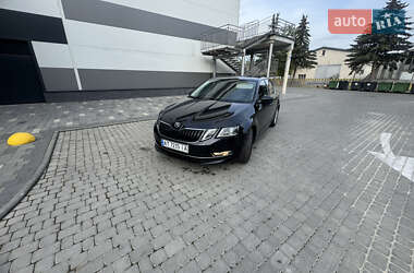 Ліфтбек Skoda Octavia 2018 в 