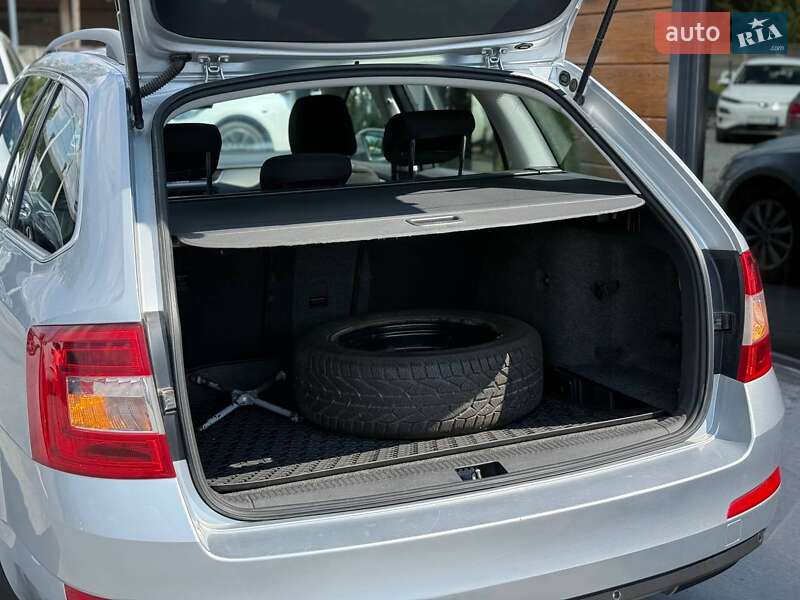 Універсал Skoda Octavia 2015 в Рівному