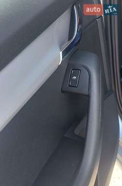 Лифтбек Skoda Octavia 2016 в 