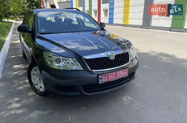 Універсал Skoda Octavia 2012 в Кропивницькому