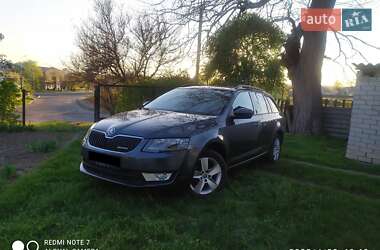 Универсал Skoda Octavia 2014 в Черкассах