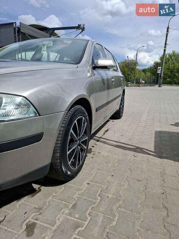 Универсал Skoda Octavia 2006 в Хмельницком