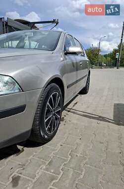 Универсал Skoda Octavia 2006 в 