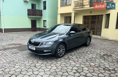 Ліфтбек Skoda Octavia 2018 в 