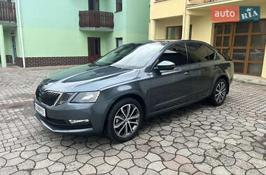 Ліфтбек Skoda Octavia 2018 в 