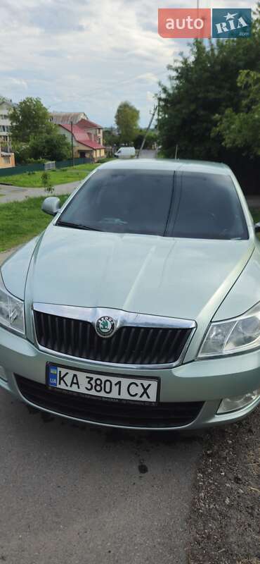 Лифтбек Skoda Octavia 2011 в 