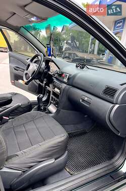 Универсал Skoda Octavia 2002 в 