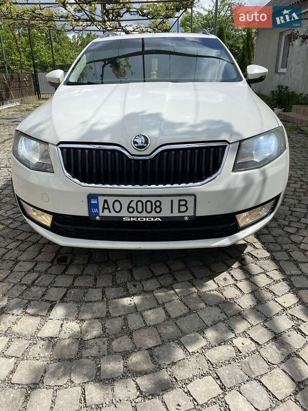 Універсал Skoda Octavia 2013 в Хусті