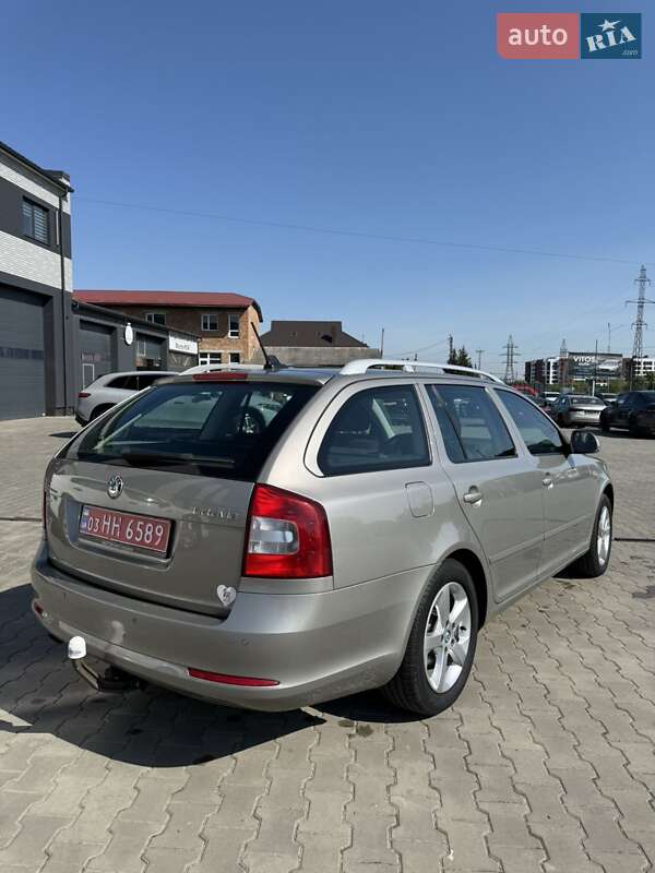 Універсал Skoda Octavia 2011 в Великій Багачці