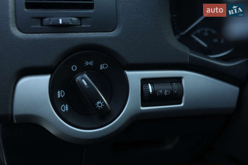 Универсал Skoda Octavia 2012 в Чемеровцах