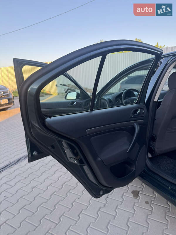 Ліфтбек Skoda Octavia 2006 в Лубнах