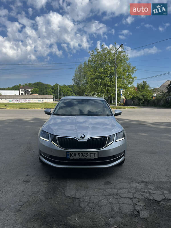 Универсал Skoda Octavia 2019 в 