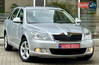 Універсал Skoda Octavia 2011 в 