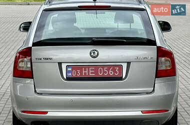 Універсал Skoda Octavia 2011 в 