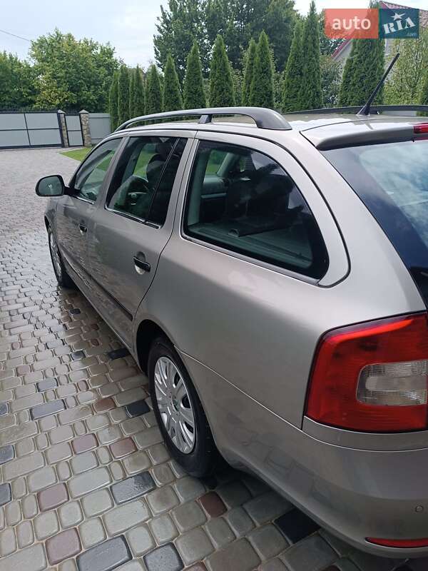 Универсал Skoda Octavia 2012 в Любомле