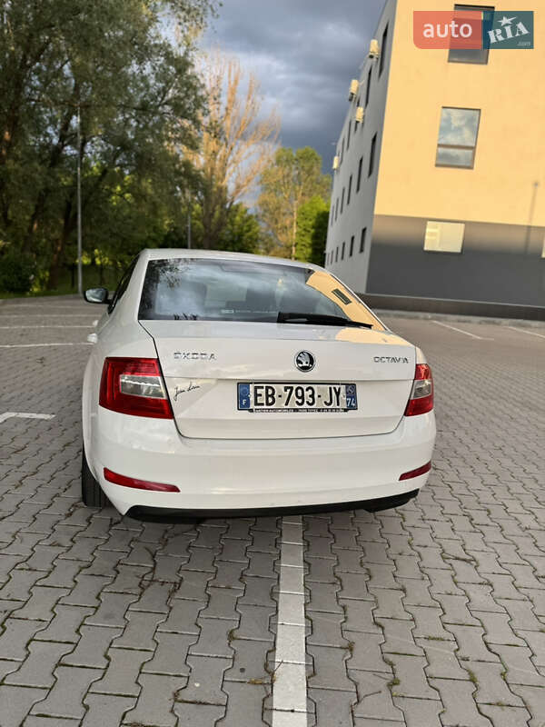 Лифтбек Skoda Octavia 2016 в Хмельницком