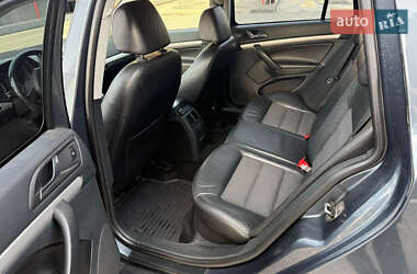 Универсал Skoda Octavia 2010 в 