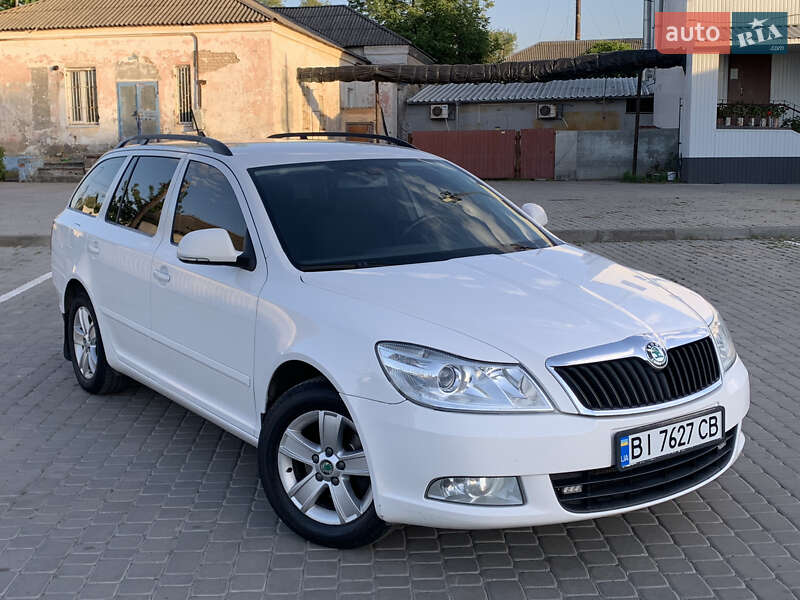 Универсал Skoda Octavia 2012 в 